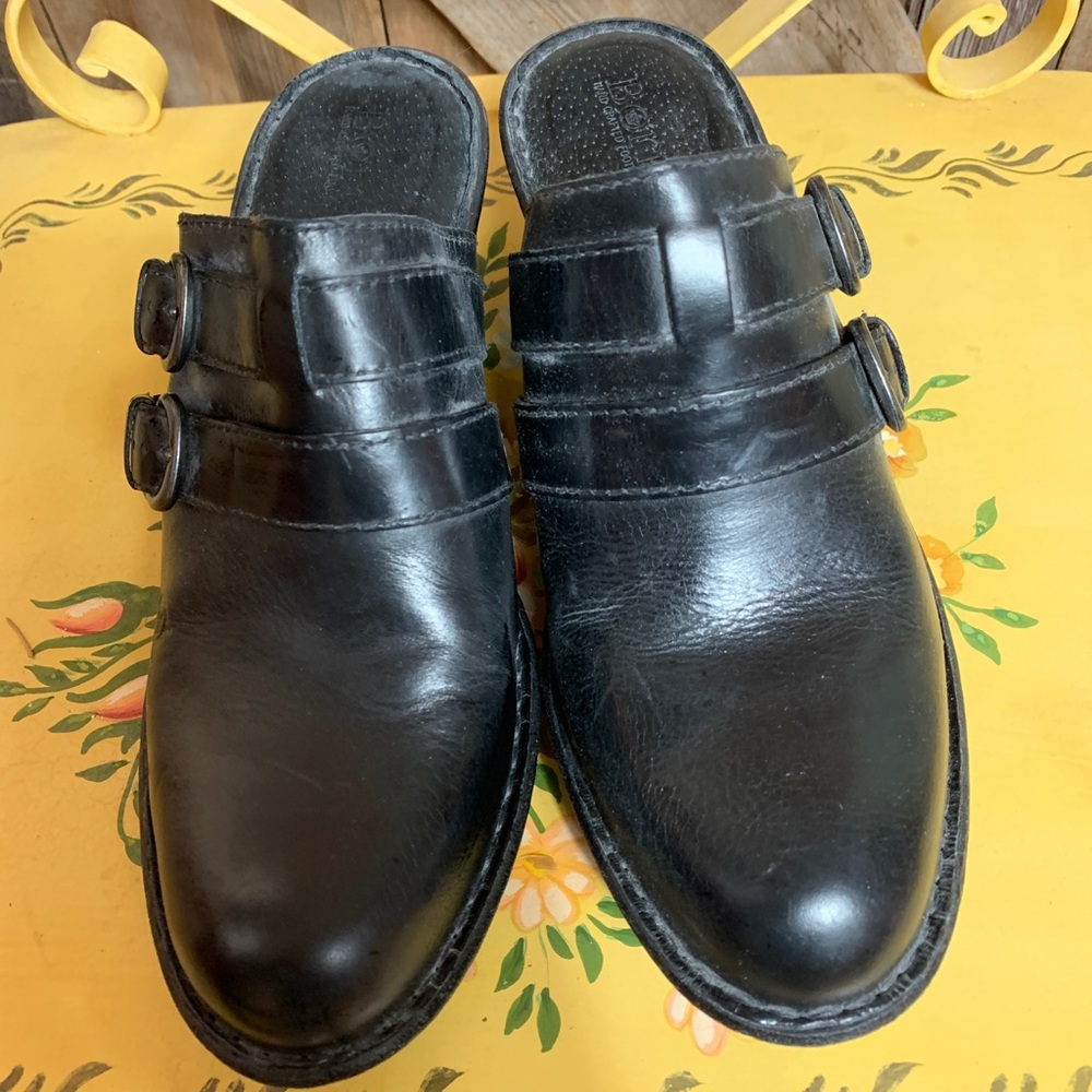 Black Slip Ons/Clog in Leather
